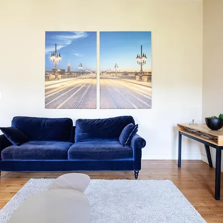 Apartment - Place Des Quinconces