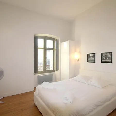 Apartment - Place Des Quinconces Bordeaux